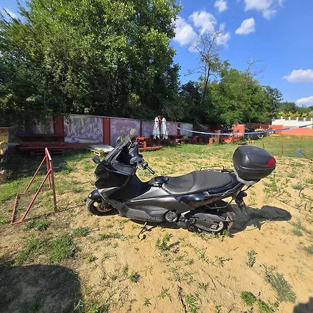 Amur Motocamp Holiday park *